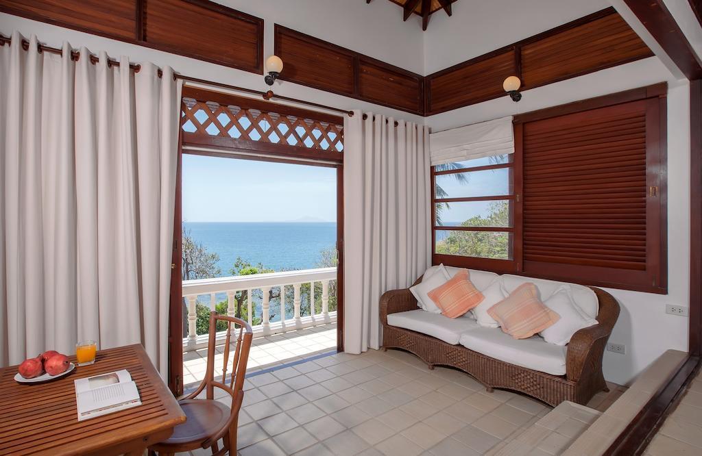 Baan Khunying - Secluded Phuket Beachfront Villa Rawai 部屋 写真