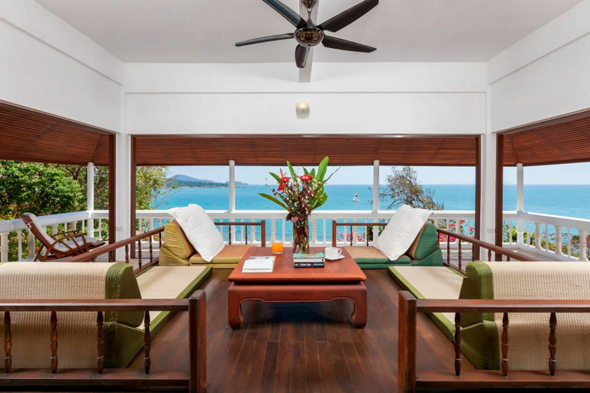 Baan Khunying - Secluded Phuket Beachfront Villa Rawai エクステリア 写真